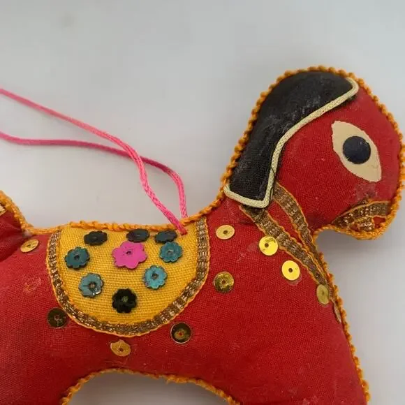 Vintage Folk Art Dog Ornament - Picture 3 of 6